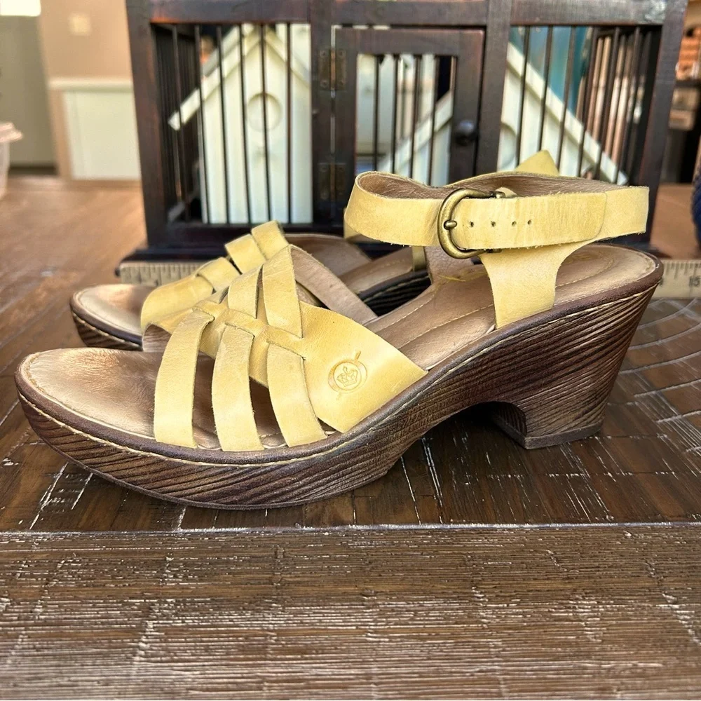 Born Yellow Strappy Sandals block heels 9